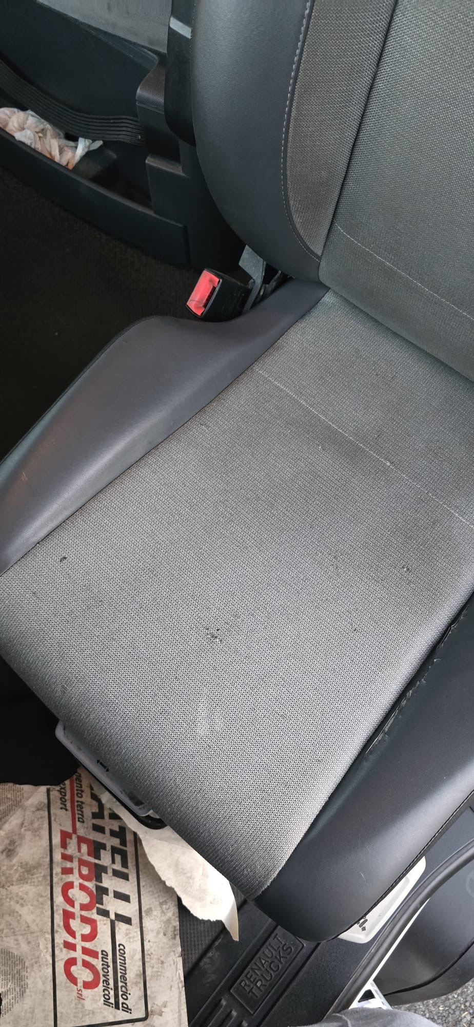 Truck-Sitz vor oder während der Aufbereitung